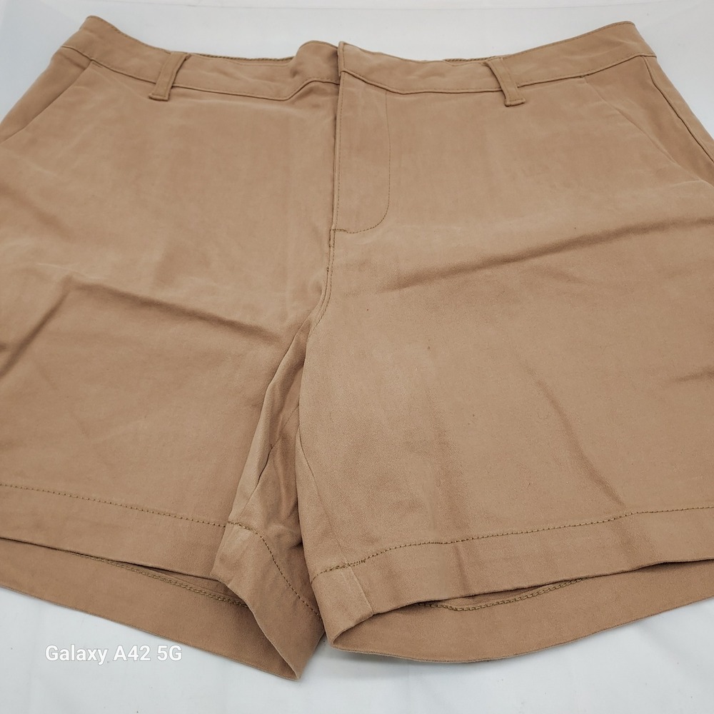 Banana Republic Womens Tan Khaki Chino Shorts Size 14 Cotton Viscose Stretch